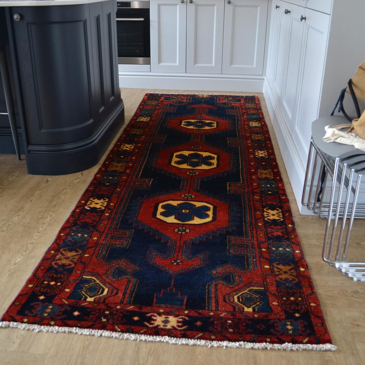 Hamadan 17202 Traditional Hand Knotted Wool Runner Rug in Red and Blue 314x105cm – image 2