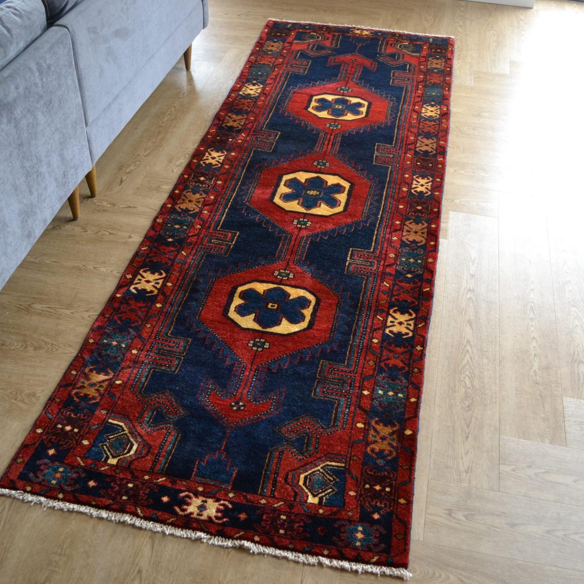 Hamadan 17202 Traditional Hand Knotted Wool Runner Rug in Red and Blue 314x105cm – image 3