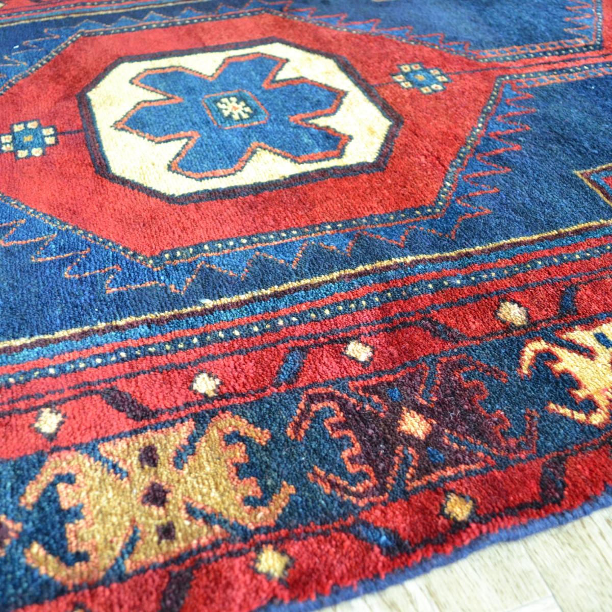 Hamadan 17202 Traditional Hand Knotted Wool Runner Rug in Red and Blue 314x105cm – image 5