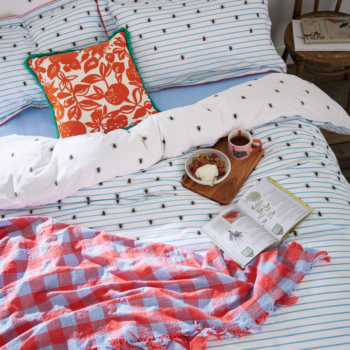 Botanical Bee Striped Bedding Set By Joules in Multi 200x200cm – image 3