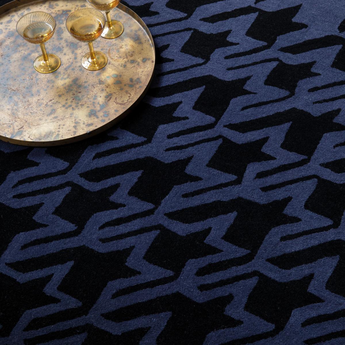 Houndstooth 162808 Wool Rugs by Ted Baker in Dark Blue200x280cm – image 2