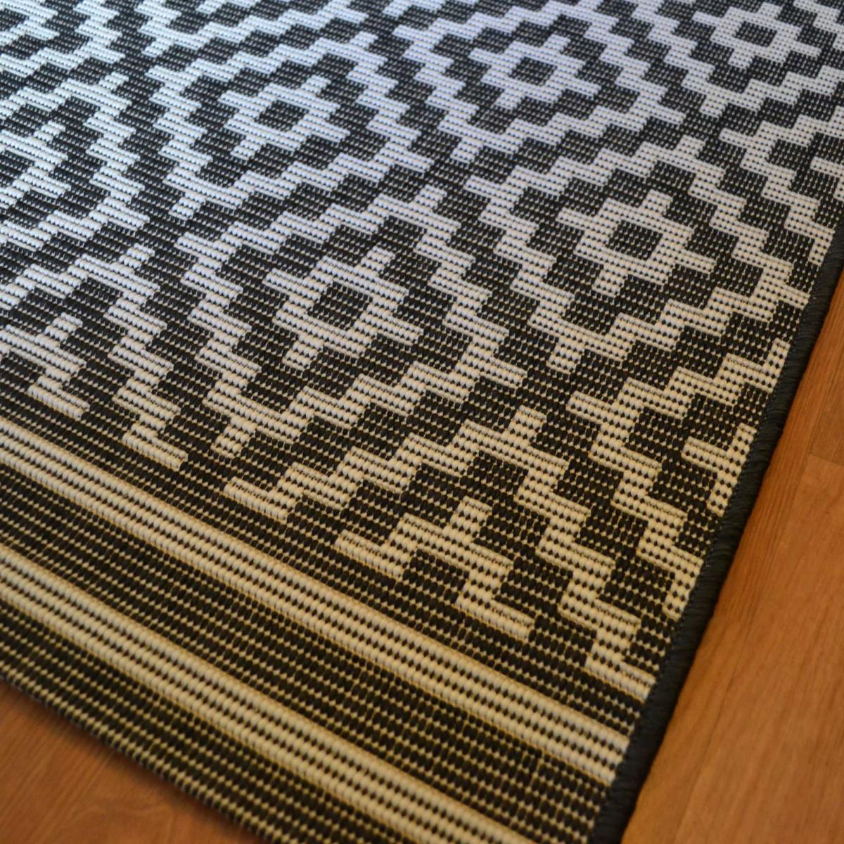 Patio PAT12 Diamond Indoor Outdoor Runner Rugs in Black White 66x240cm – image 3