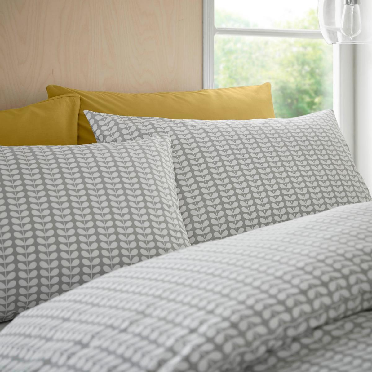 Tiny Stem Cotton Bedding by Orla Kiely in Light Cool Grey260x220cm – image 2