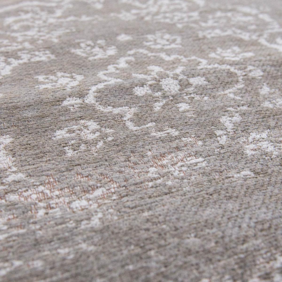 Louis De Poortere Fading World Medallion Rugs 8382 White Pepper&nbsp;200x280cm – image 4