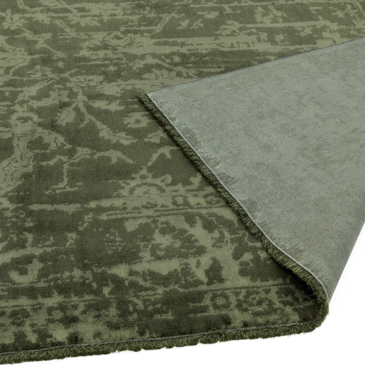 Zehraya Abstract Persian Distressed Rugs in ZE06 Green – image 4