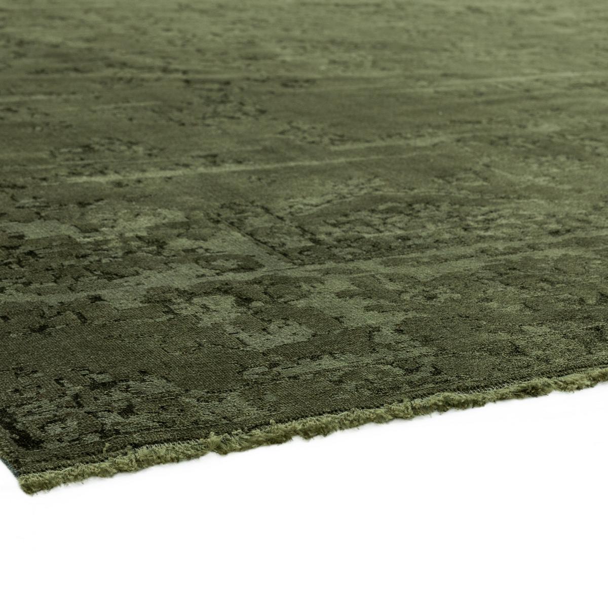 Zehraya Abstract Persian Distressed Rugs in ZE06 Green – image 5