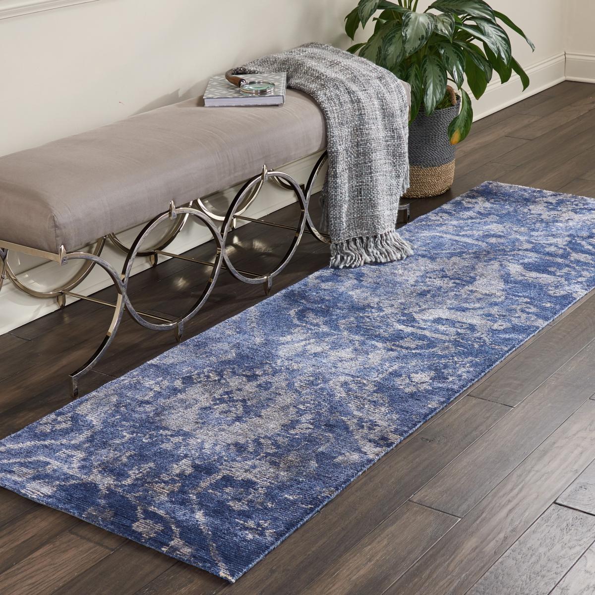 Lucent Runners LCN06 in Dusk 69x244cm – image 1
