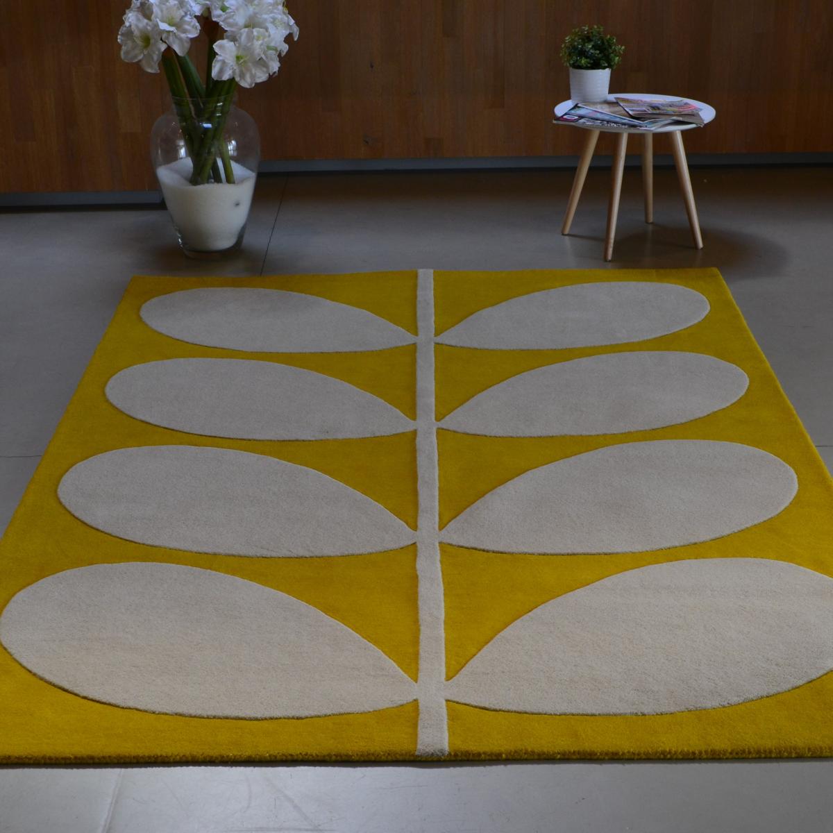 Yellow Stem Rugs 59306 in Black by Orla Kiely 160x230cm – image 1