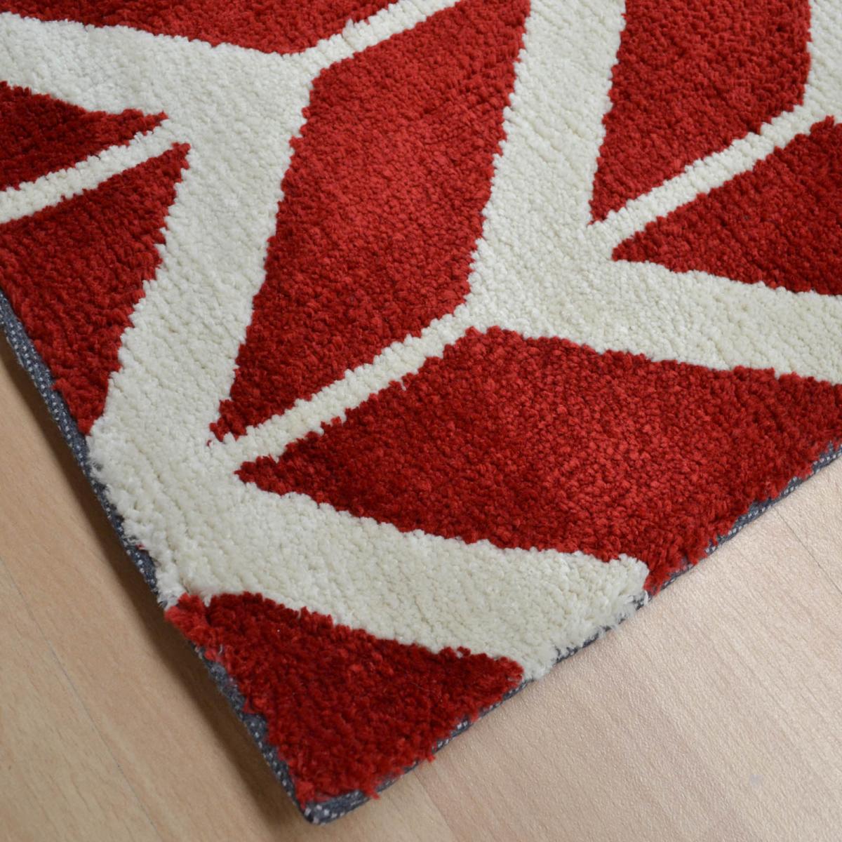 Arlo Chevron Rugs AR08 in Red – image 2
