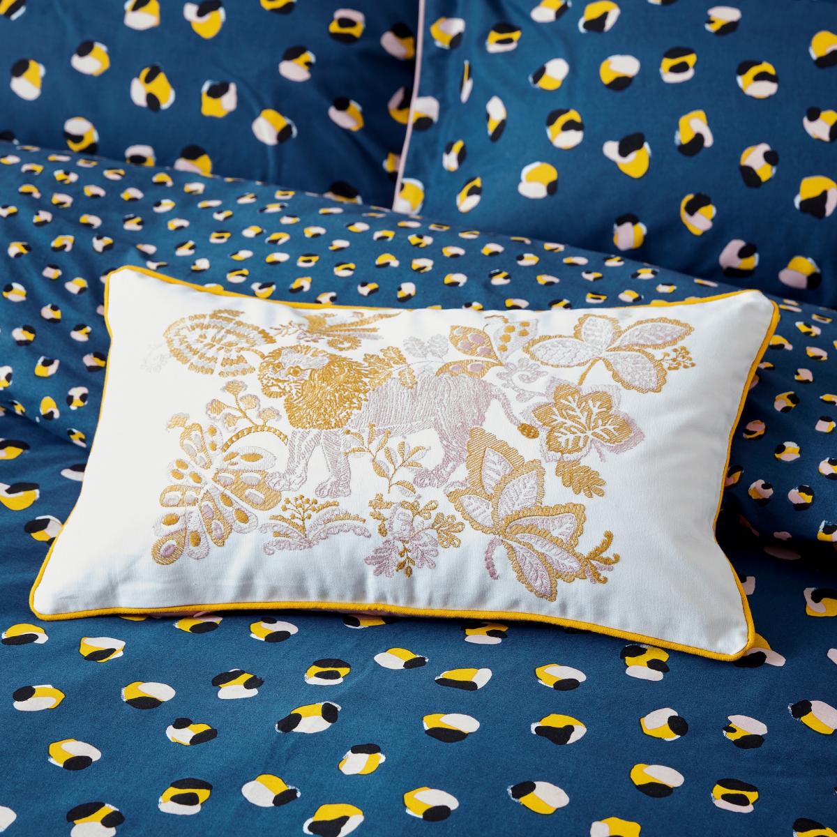 Leopard Dot Bedding Duvet Cover and Pillowcase by Scion in Denim & Milkshake 220x230cm – image 3