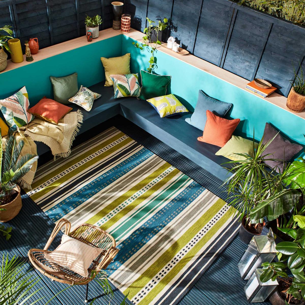 Scion Rivi Kiwi Stripe Outdoor Rugs 426908 Green – image 1
