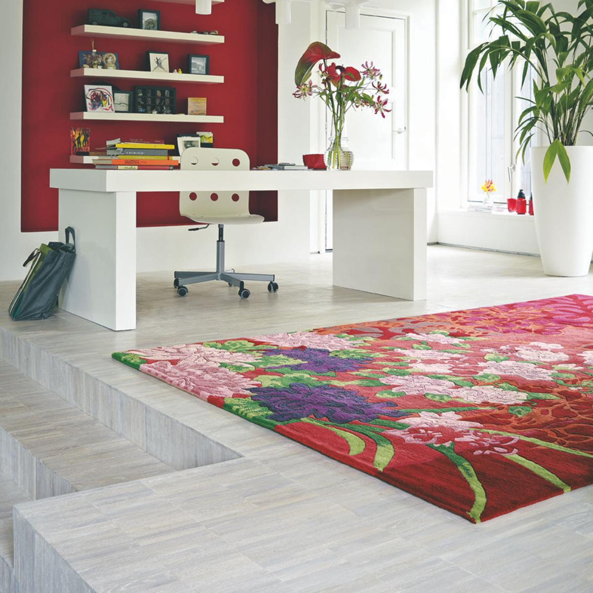 Yara Garland 133300 rugs in Pink and Red Rugs by Brink & Campman – image 2