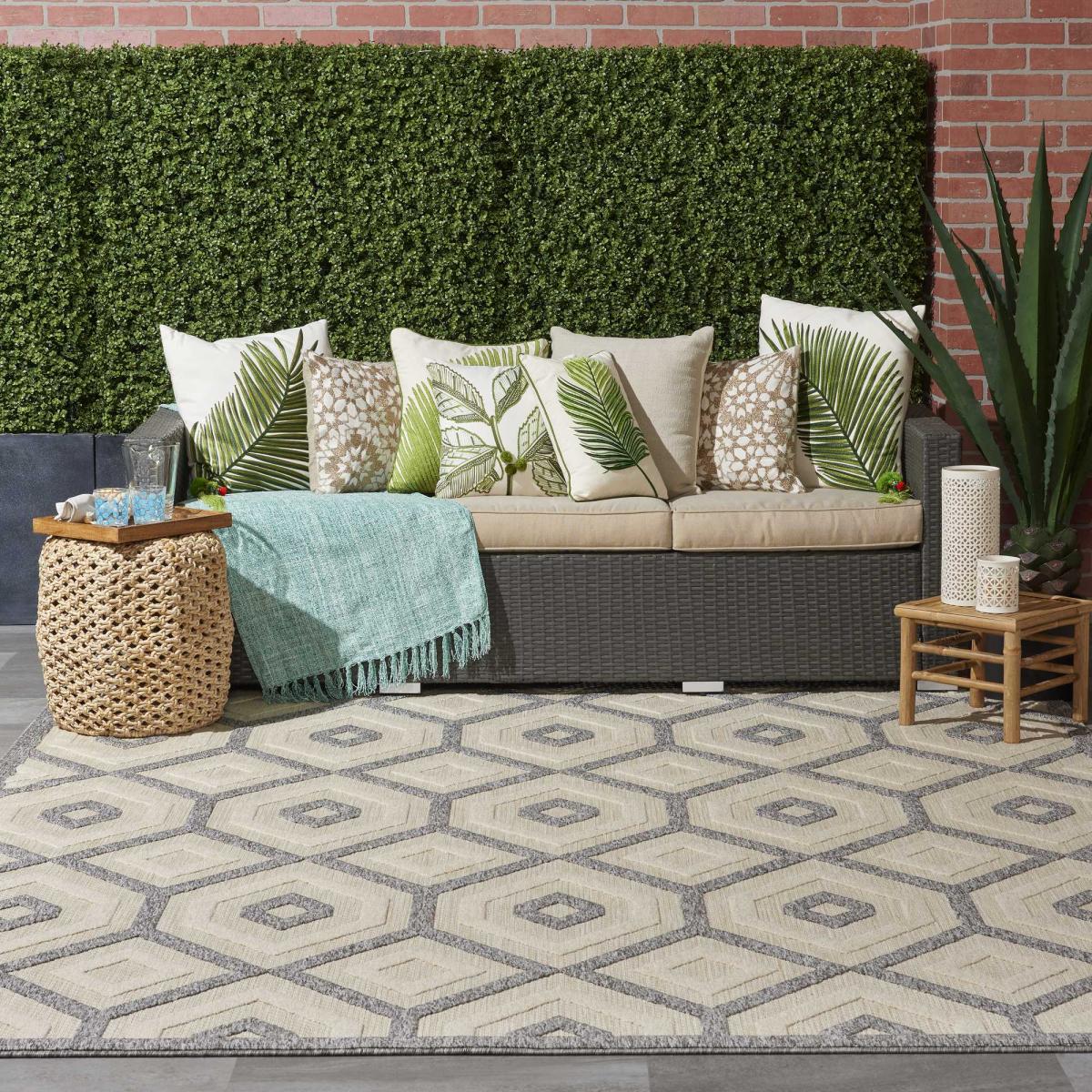 Cozumel CZM02 Indoor Outdoor Geometric Rugs in Cream – image 2