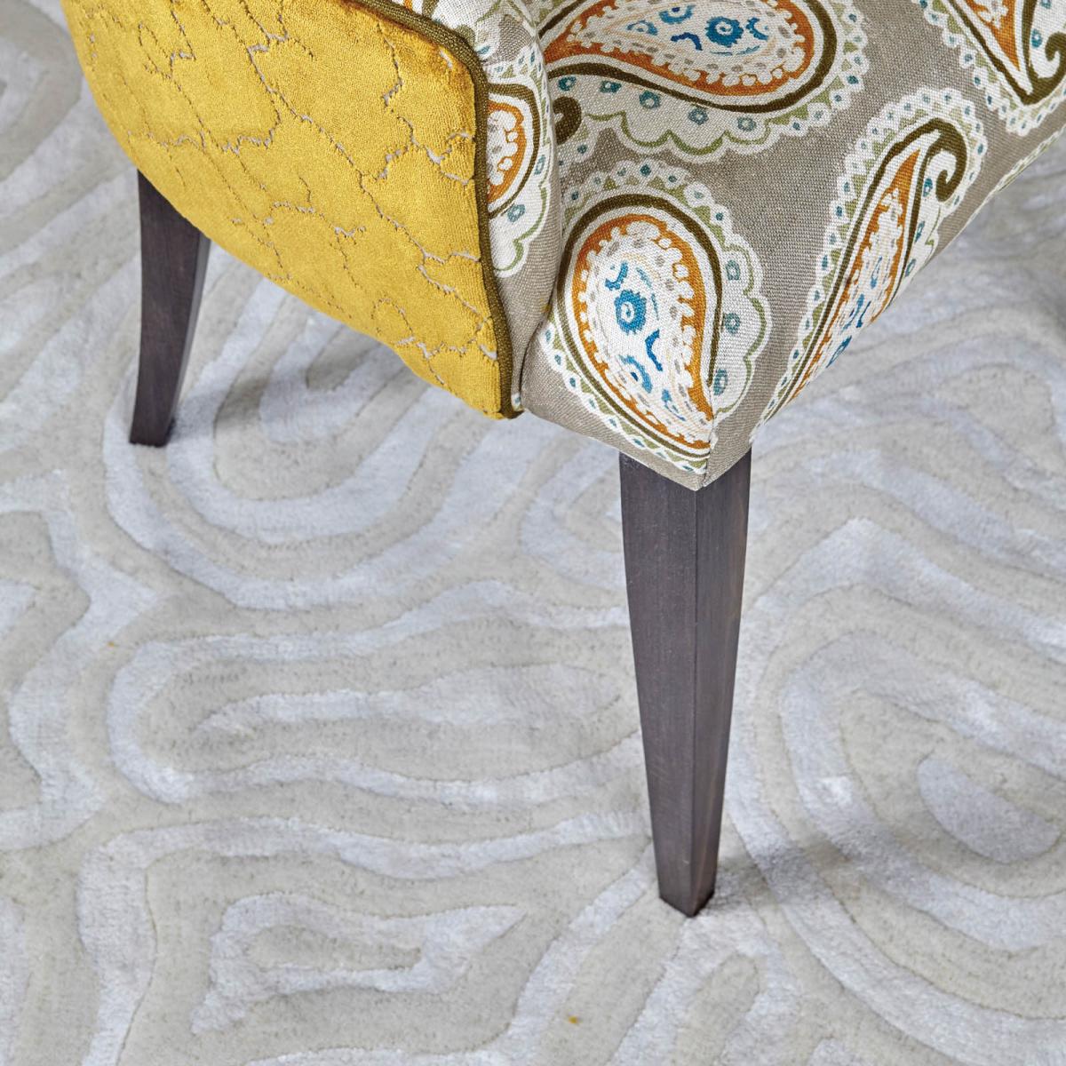Rhoscolyn rugs in Cloud by William Yeoward 250x350cm – image 1