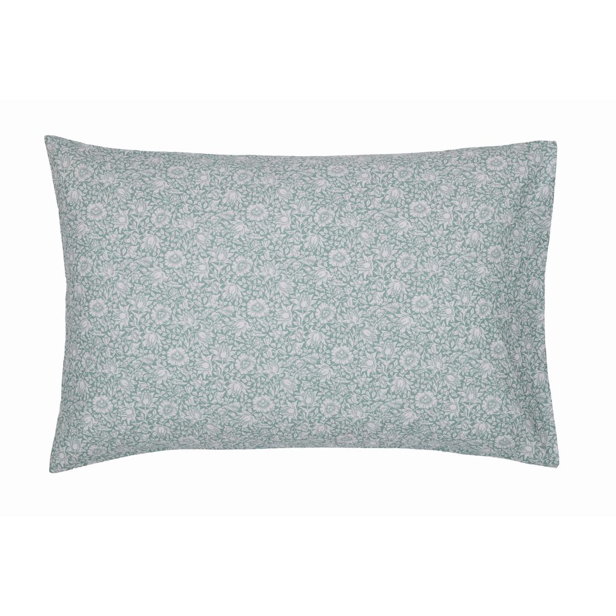 Strawberry Thief Bedding by William Morris in Cochineal Pink140x200cm – image 5