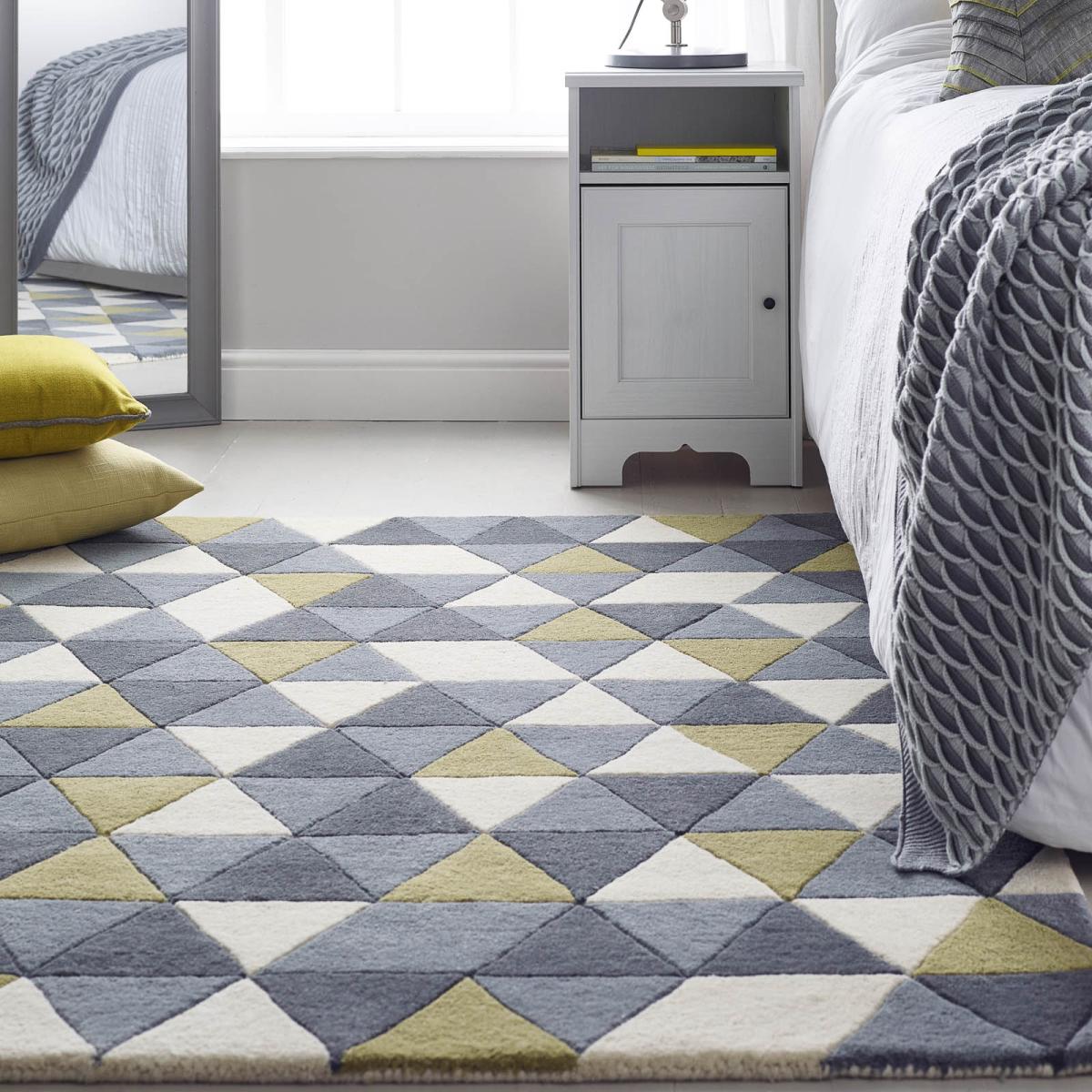 Honeycomb Geometric Triangle Wool Rugs in Ochre Yellow Multi – image 1