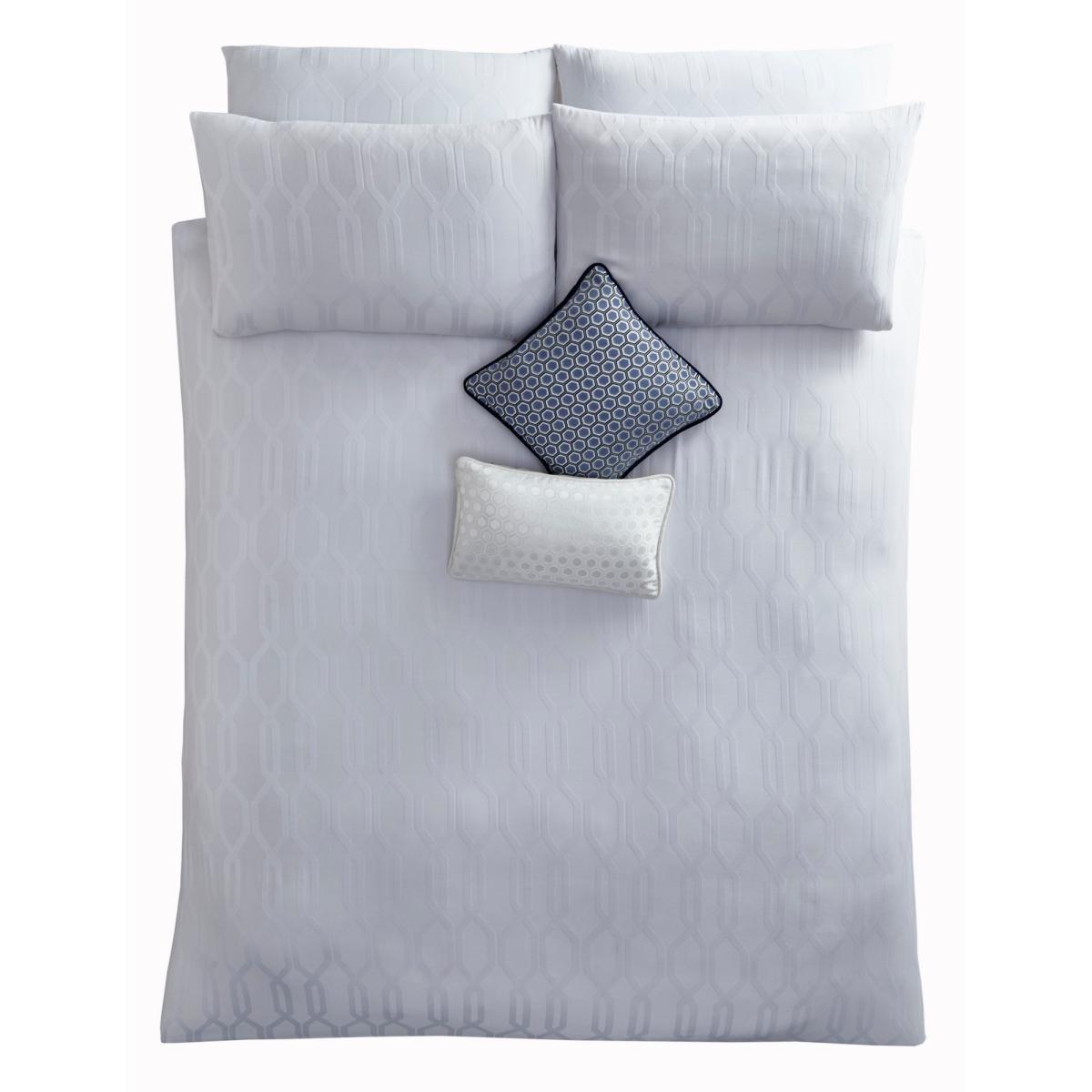 Quartz Geometric Woven Bedding By Tess Daly in White 200x200cm – image 4