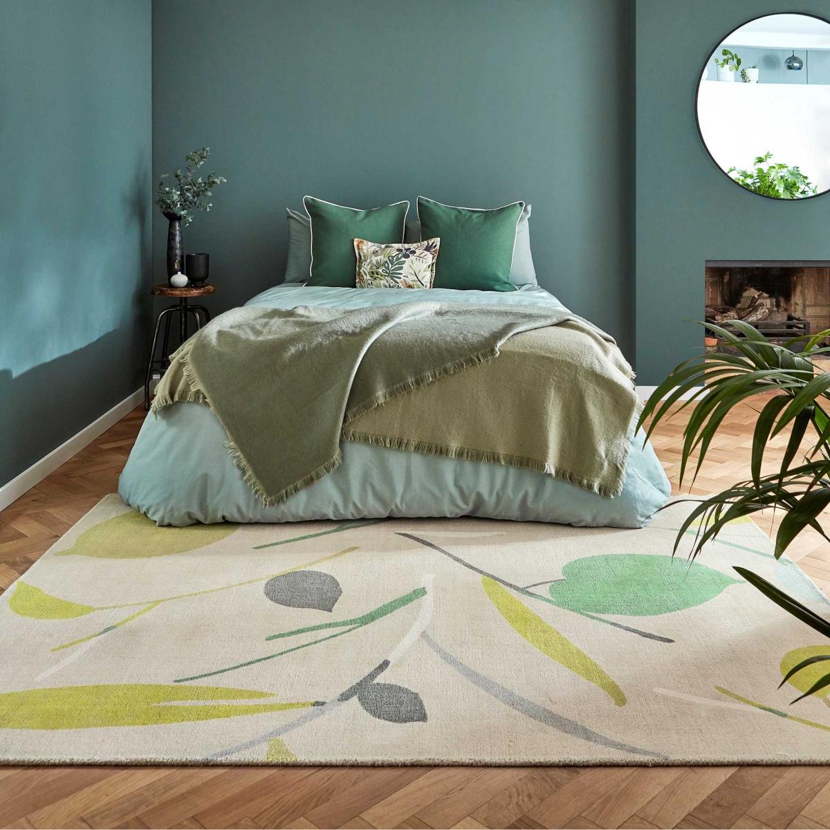 Oxalis Botanical Wool Rugs by Scion in 025507 Juniper – image 1