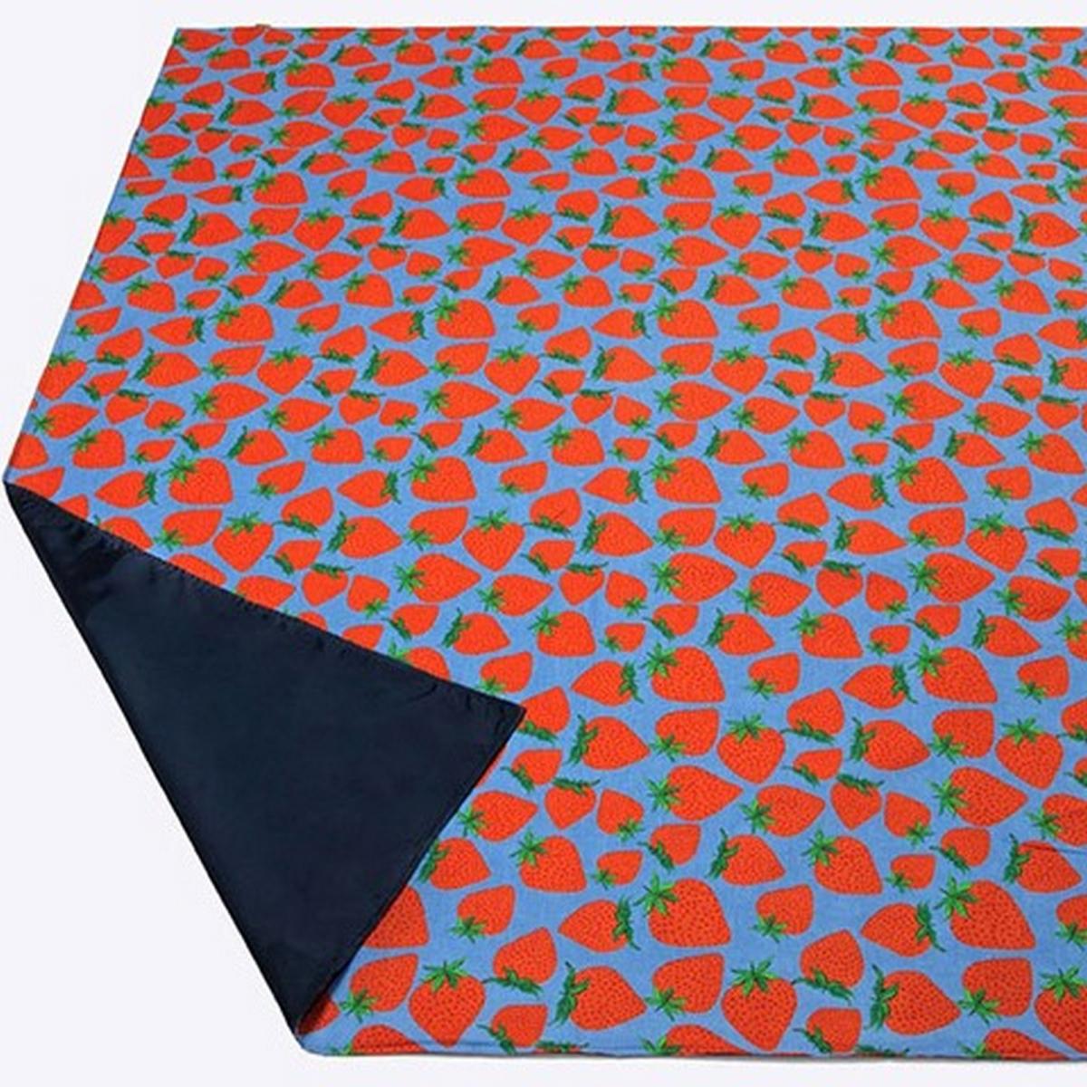 Strawberry Picnic Blanket by Anorak in Red145x250cm – image 4