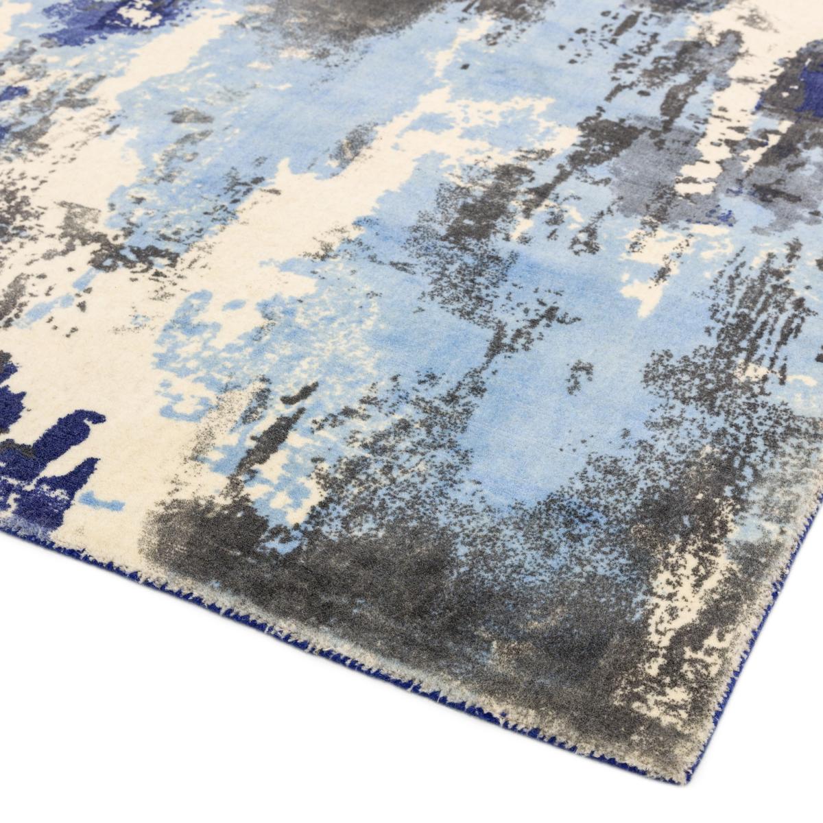 Saturn Rugs in Blue – image 2