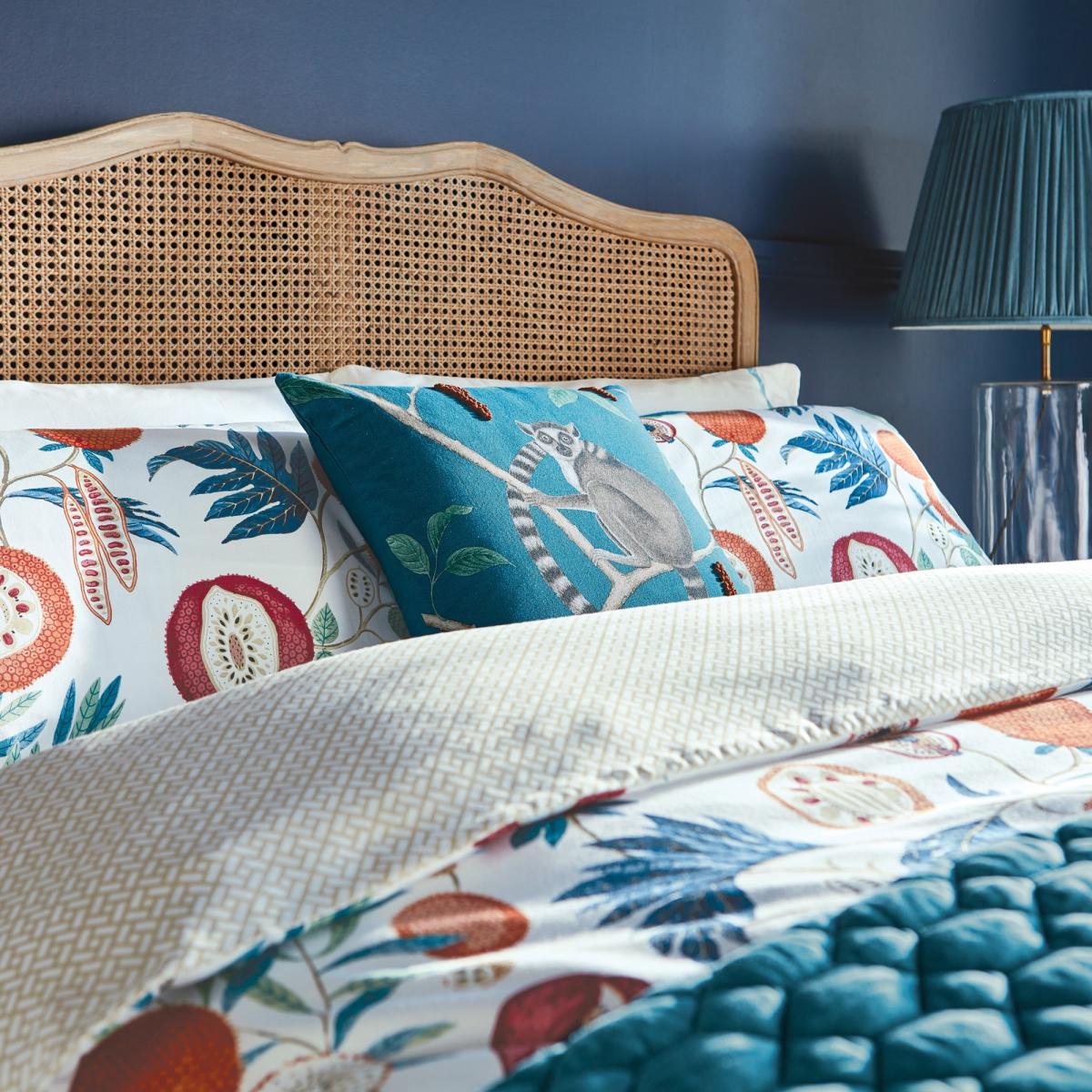 Jackfruit Designer Bedding Duvet Cover and Pillowcase By Sanderson in Indigo 200x200cm – image 3