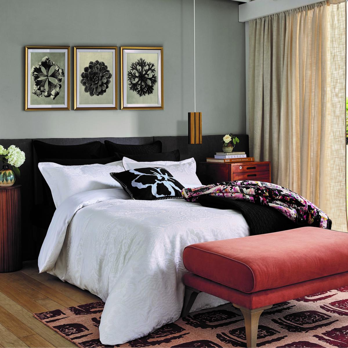 Modern Floral Jacquard Bedding Duvet Cover and Pillowcase by Ted Baker in White 74x48cm – image 1