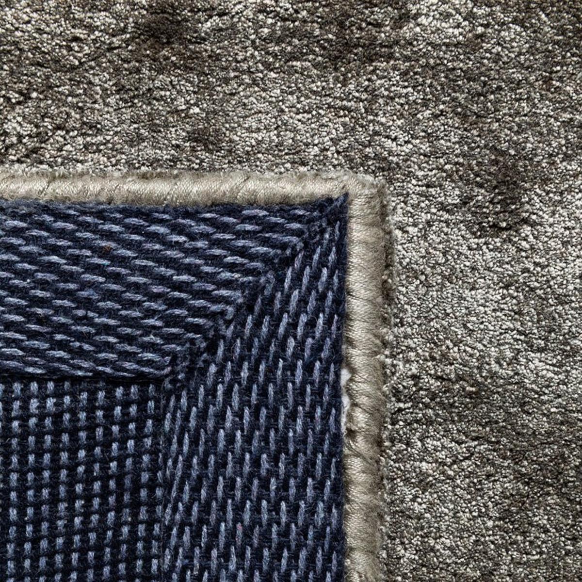 Traces Luxury Viscose Rugs 203 001 600 in Brown by Ligne Pure&nbsp;200x300cm – image 4