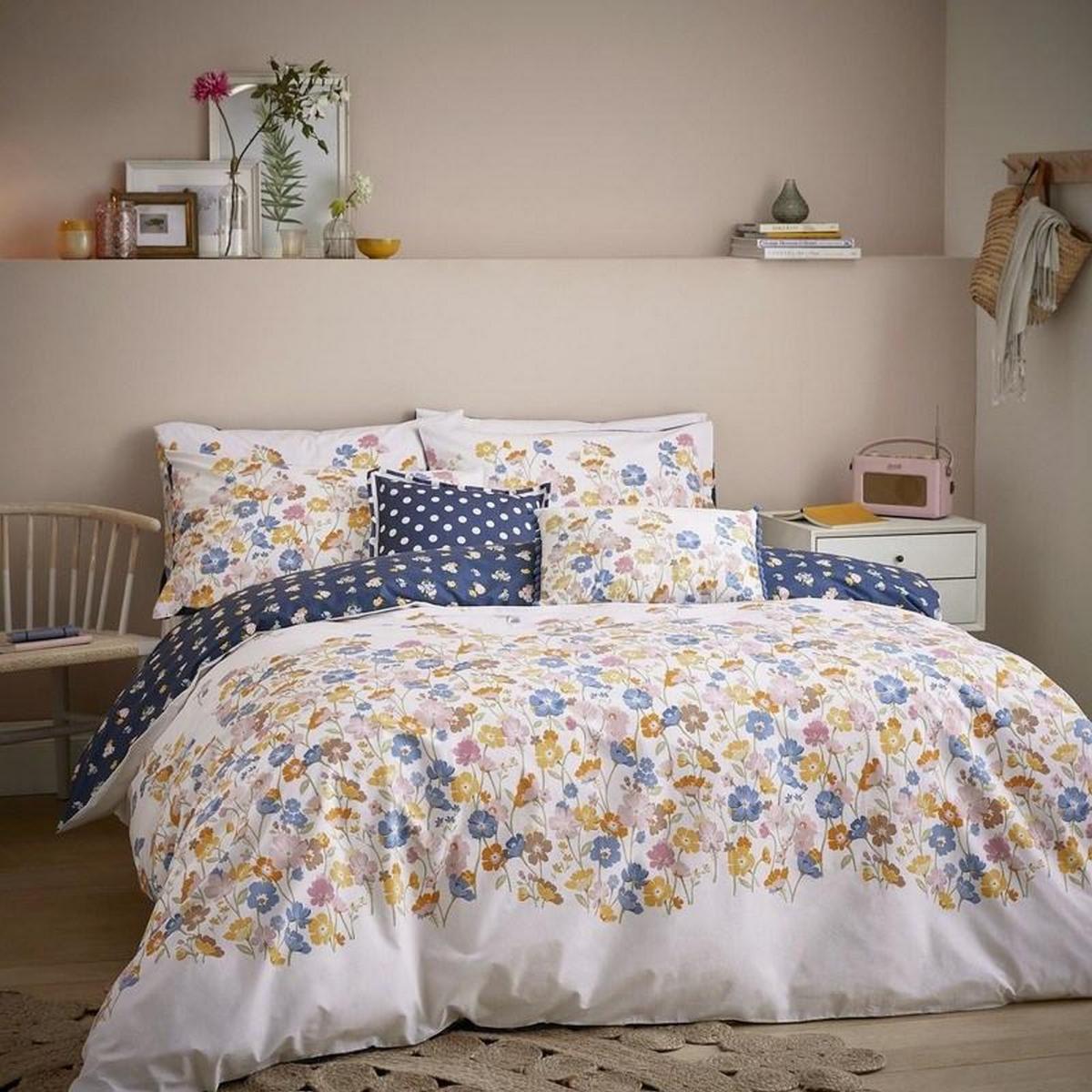 Park Meadow Floral Cotton Bedding by Cath Kidston in Multi 75x50cm – image 1