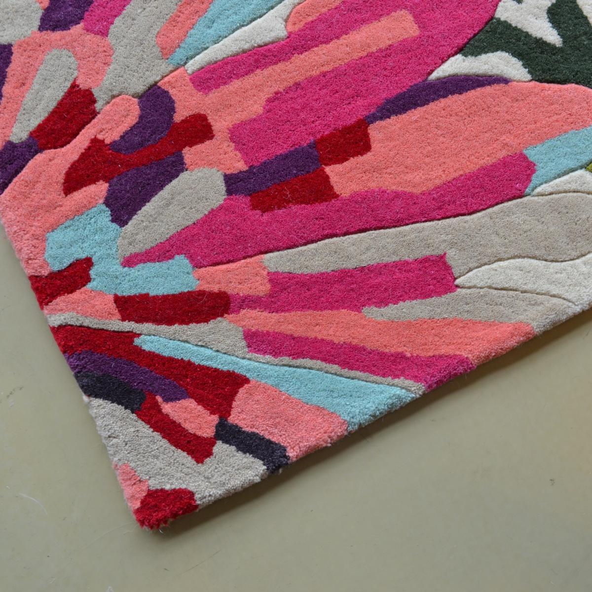 Floreale Rugs 44905 in Fuschia – image 2