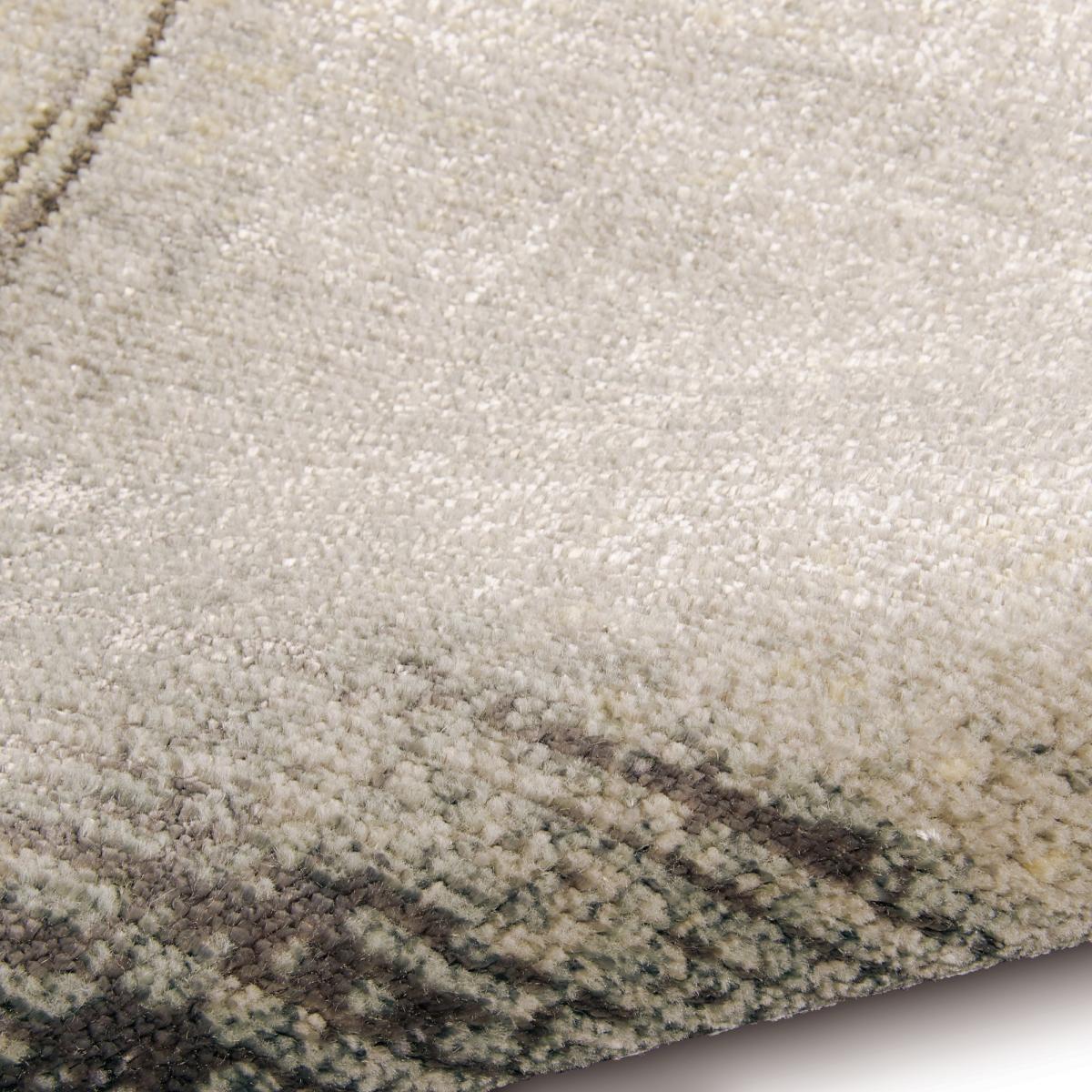Gradient Rugs GDT05 in Silica by Calvin Klein – image 2