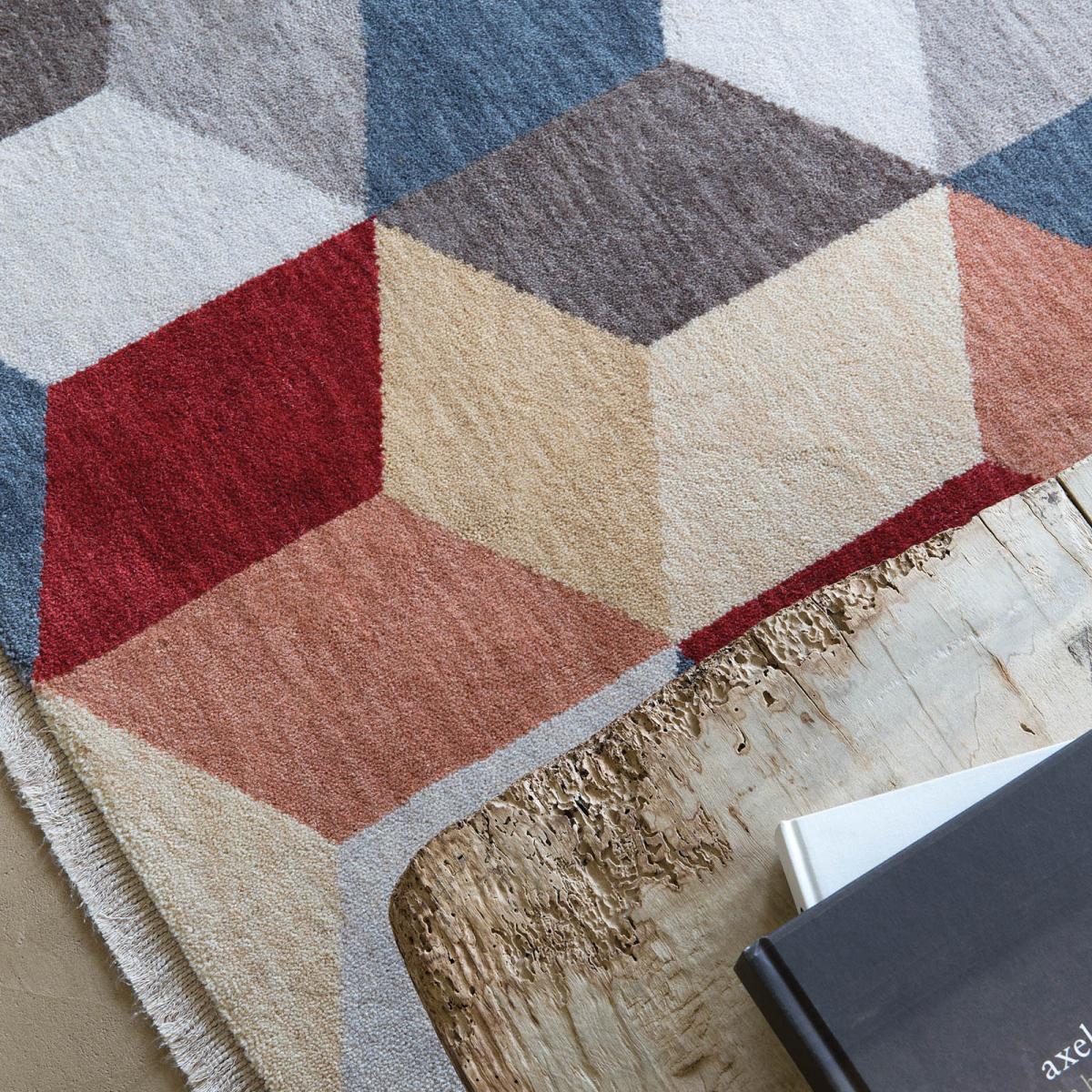 Colors Love Rugs 045 069 990 by Ligne Pure – image 2