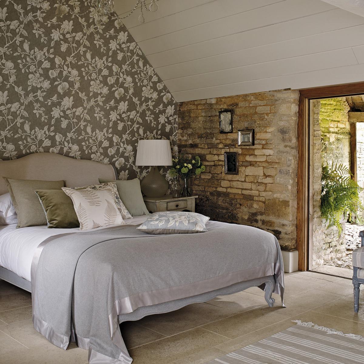 Magnolia and Pomegranate Wallpaper 215722 by Sanderson in Silver Linen Beige Roll – image 2