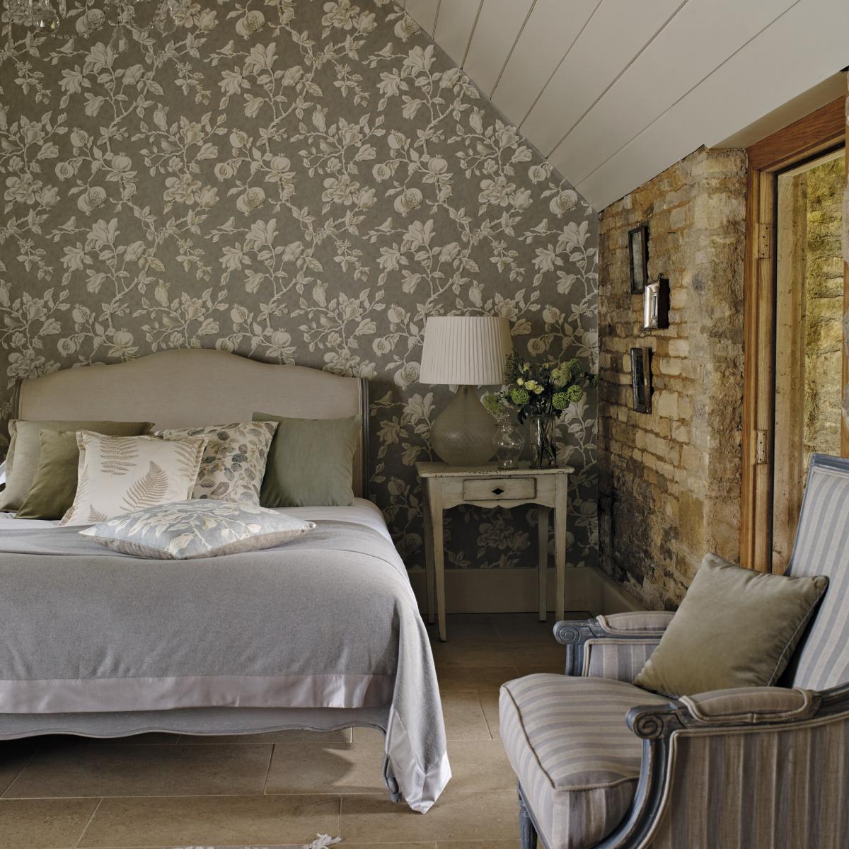 Magnolia and Pomegranate Wallpaper 215722 by Sanderson in Silver Linen Beige Roll – image 3