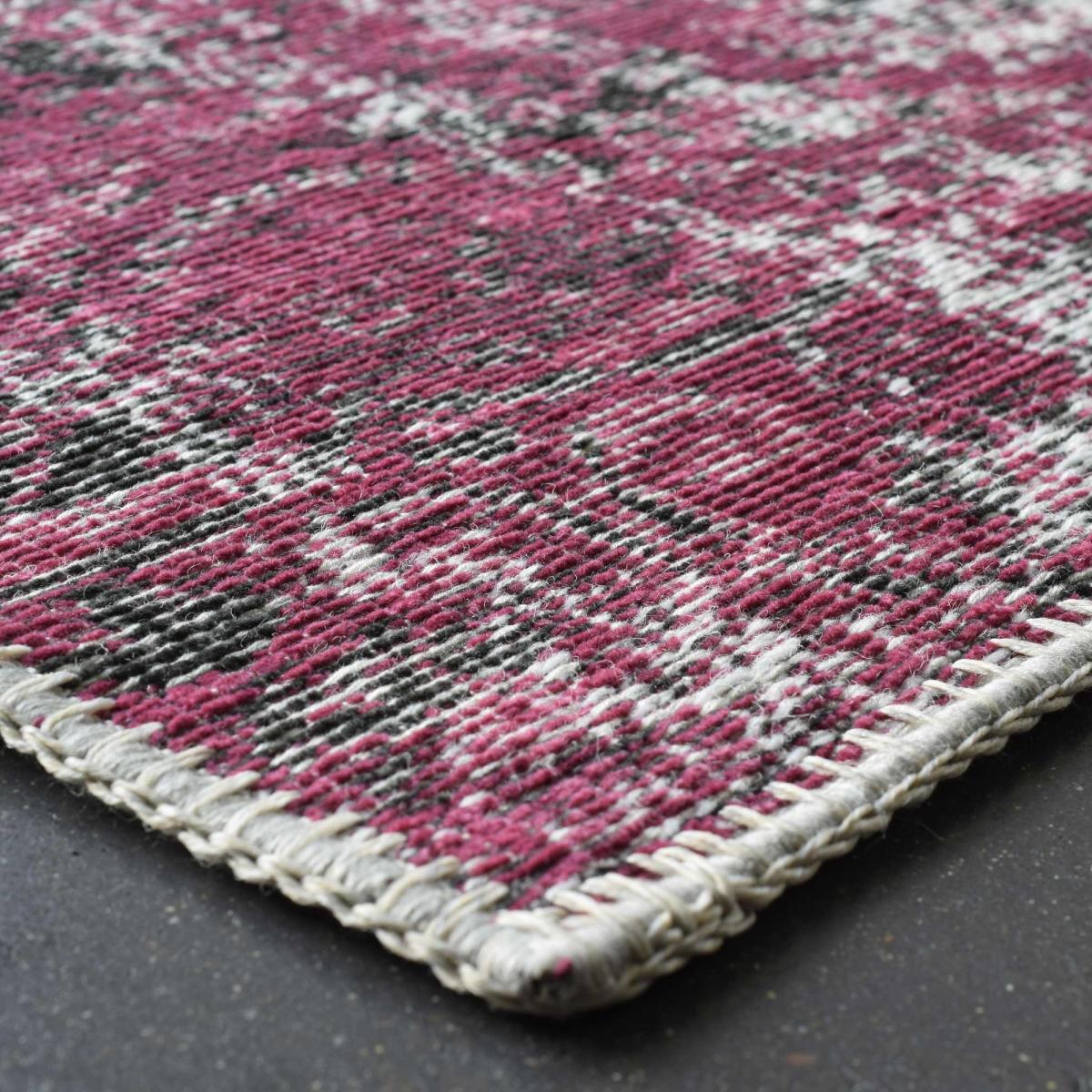 Amalfi Traditional Patchwork Rugs 94010 8001 in Sunset Pink 160x230cm – image 3