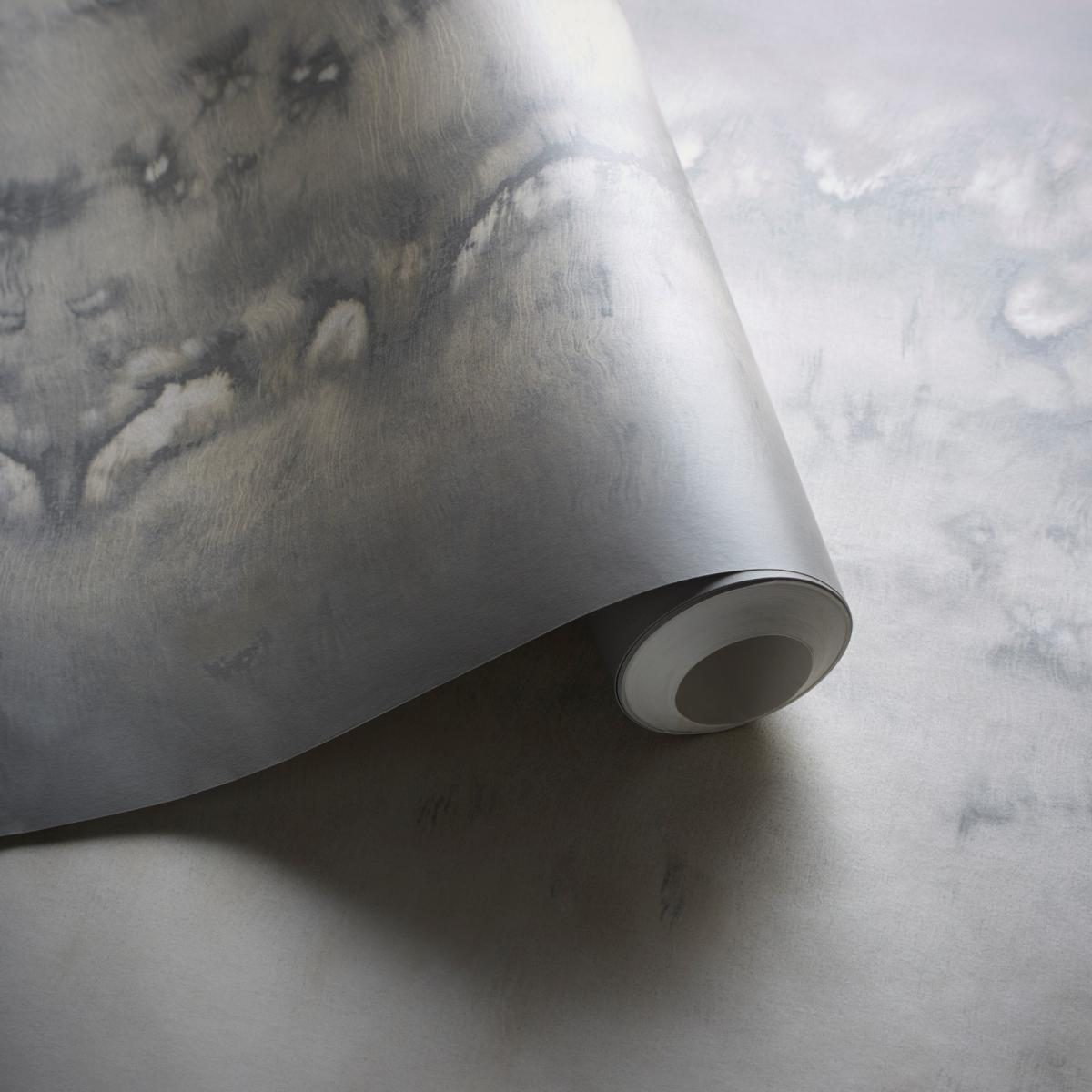 Disperse Wallpaper W0149 04 by Clarke and Clarke in Pearl White Roll – image 2