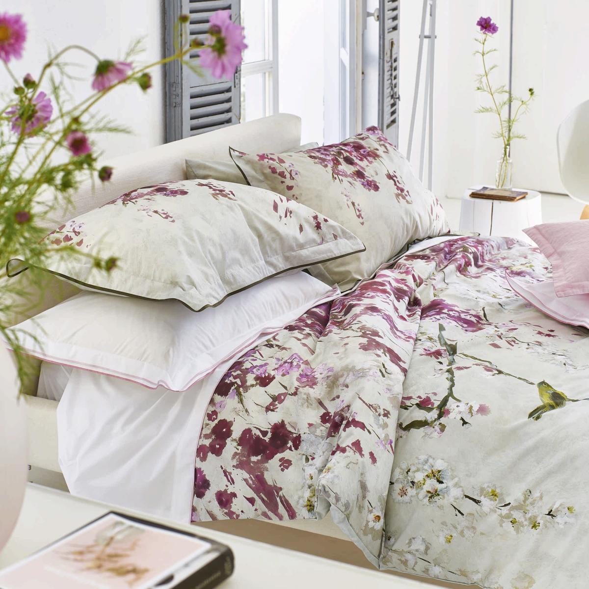 Shinsa Duvet Cover and Pillowcase in Blossom Pink By Designers Guild Bedding&nbsp;200x200cm – image 3