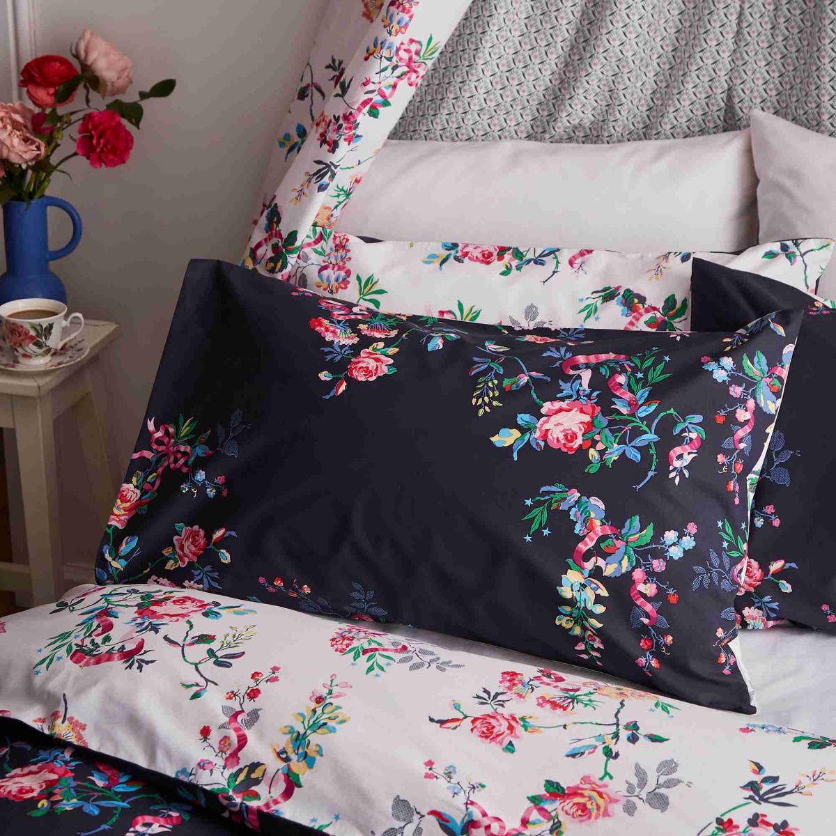 Ribbon Roses Bedding by Cath Kidston in Navy Blue50x75cm – image 2