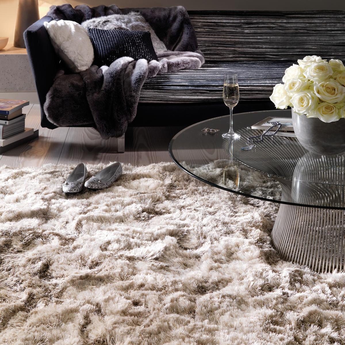 Plush Shaggy Rugs in Sand – image 1