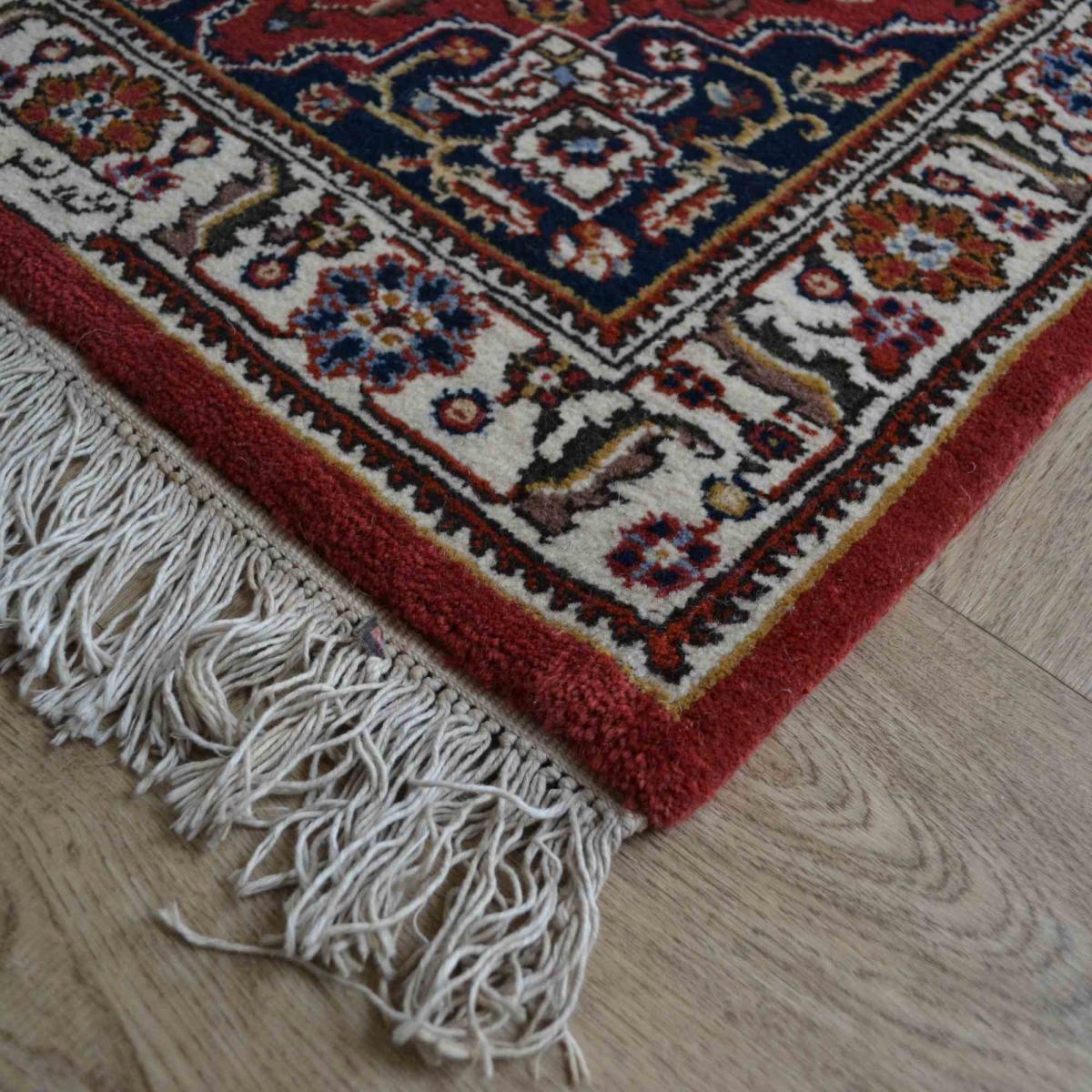 Arad Traditional Hand Knotted Wool Runner Rug in Red 76x311cm – image 1