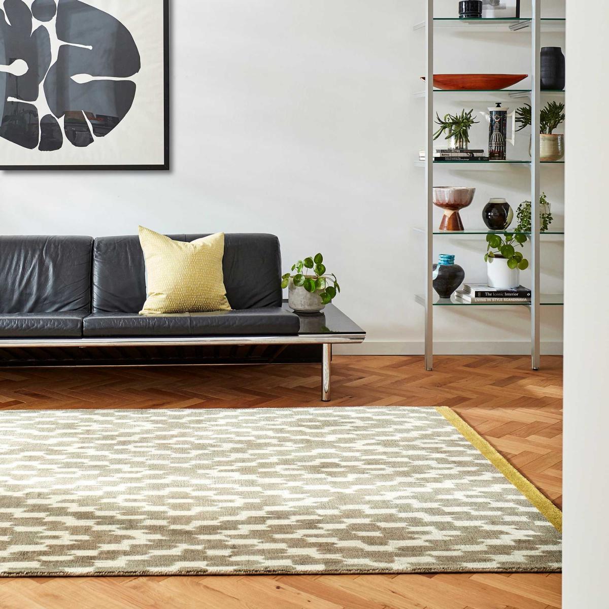 Uteki Diamond Wool Rugs 023604 by Scion in Slate Grey&nbsp;160x230cm – image 2