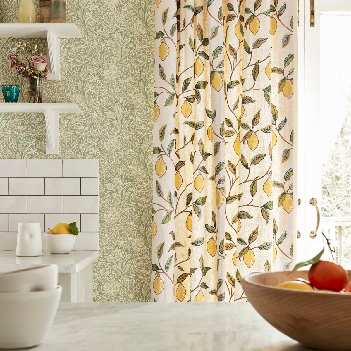 Apple Wallpaper 216689 by Morris & Co in Leaf Green Roll – image 2