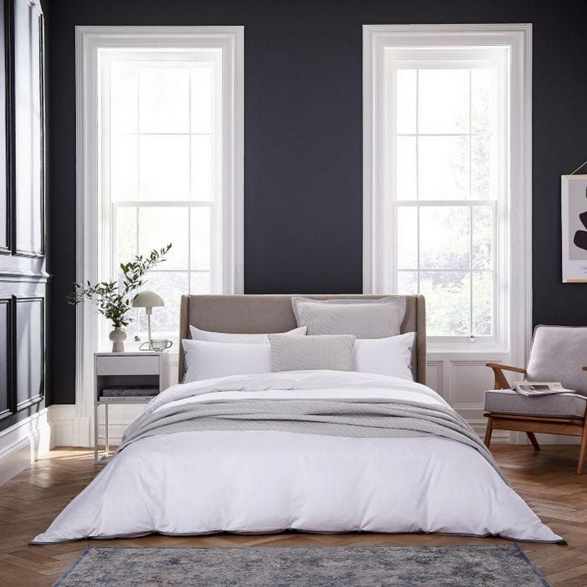 Komoro Plain Ribbon Piping Cotton Bedding in White Grey 140x200cm – image 1