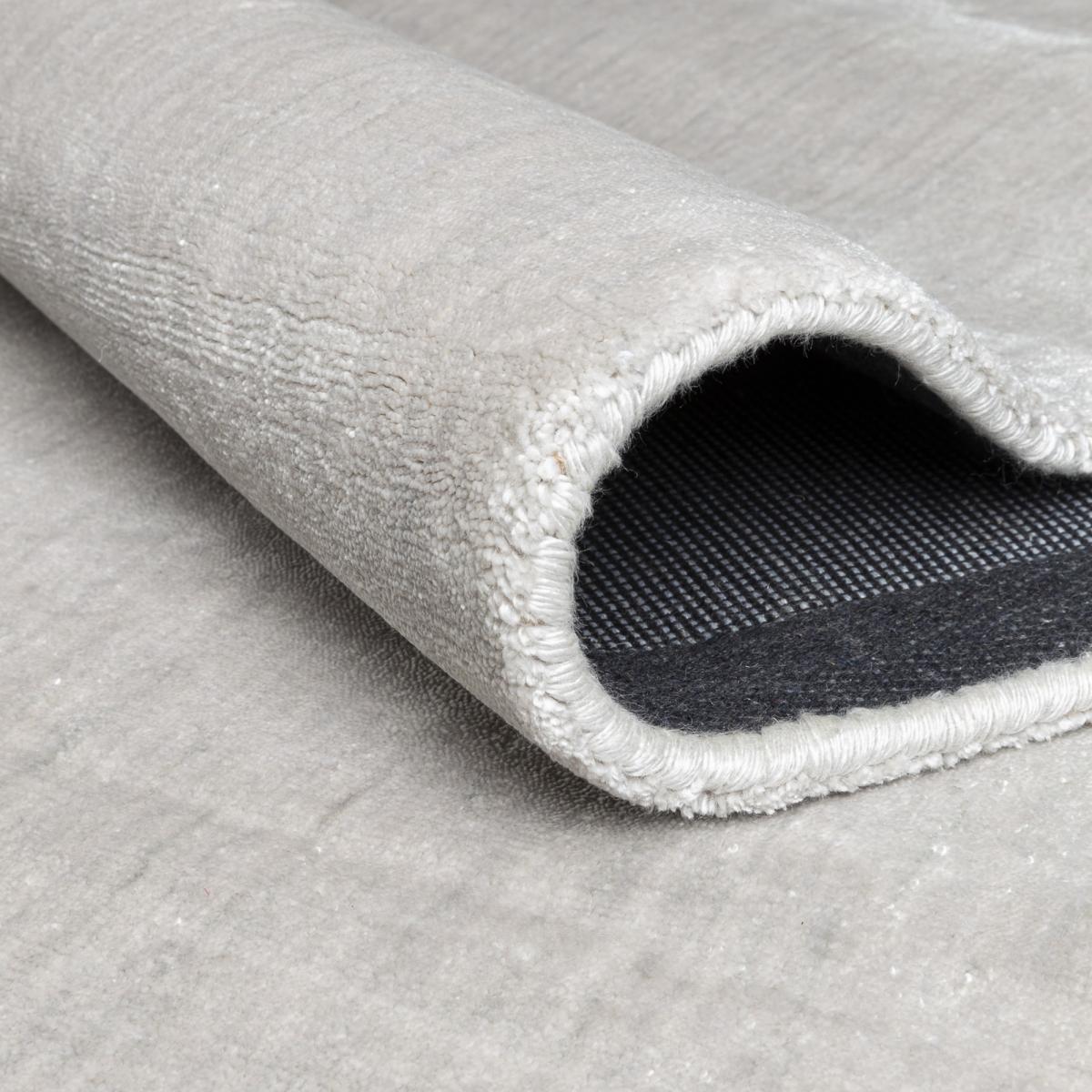 Glow Luxury Bamboo Silk Rugs 253 001 900 by Ligne Pure&nbsp;200x300cm – image 3