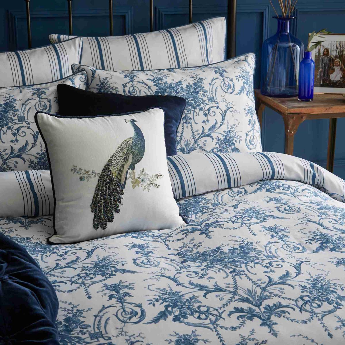 Tuileries Bedding Set by Laura Ashley in Midnight Blue220x230cm – image 2