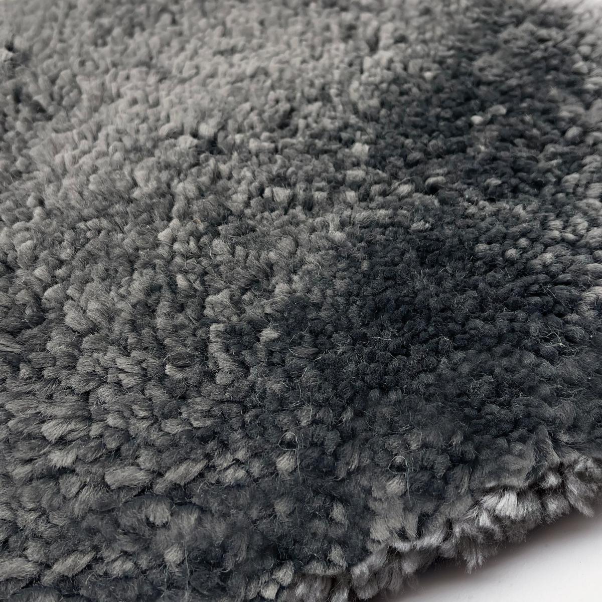 Luxe Tapi Premium Washable Runner Rug in Charcoal Grey 67x150cm – image 4