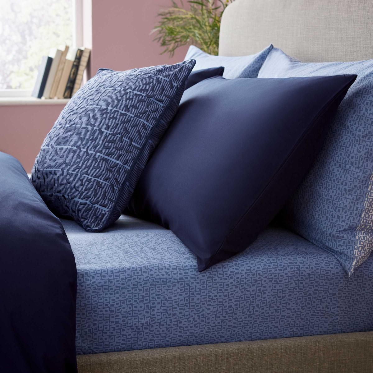 Aster Plain Bedding Duvet Cover and Pillowcase by Helena Springfield in Navy Blue 200x200cm – image 4