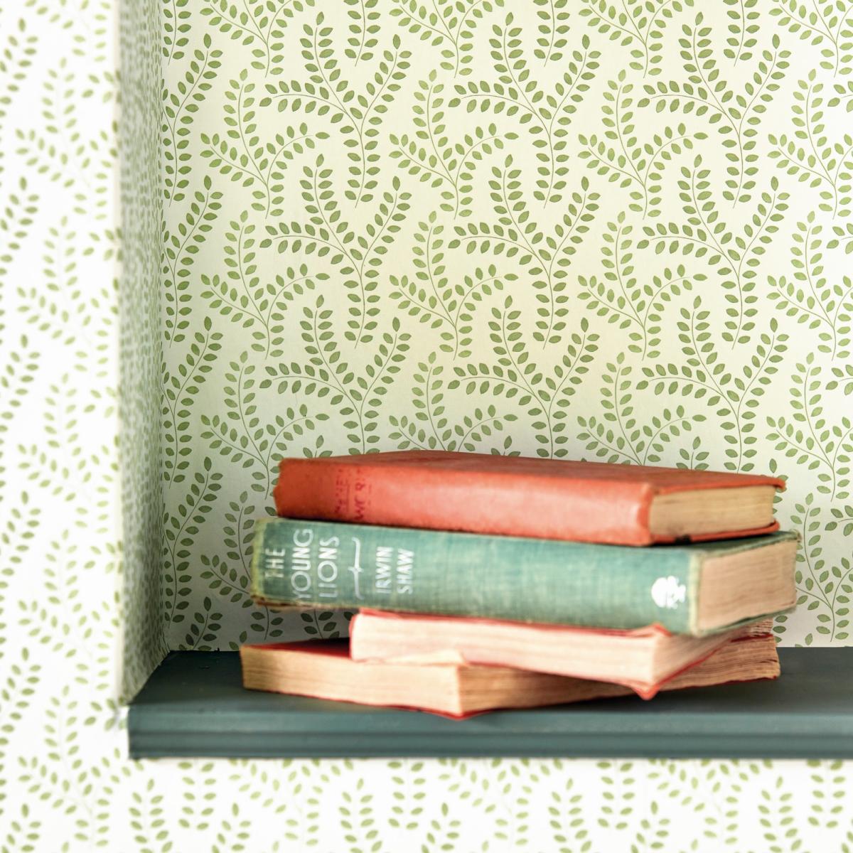 Yarton Wallpaper 216887 by Sanderson in Moss Green Roll – image 3