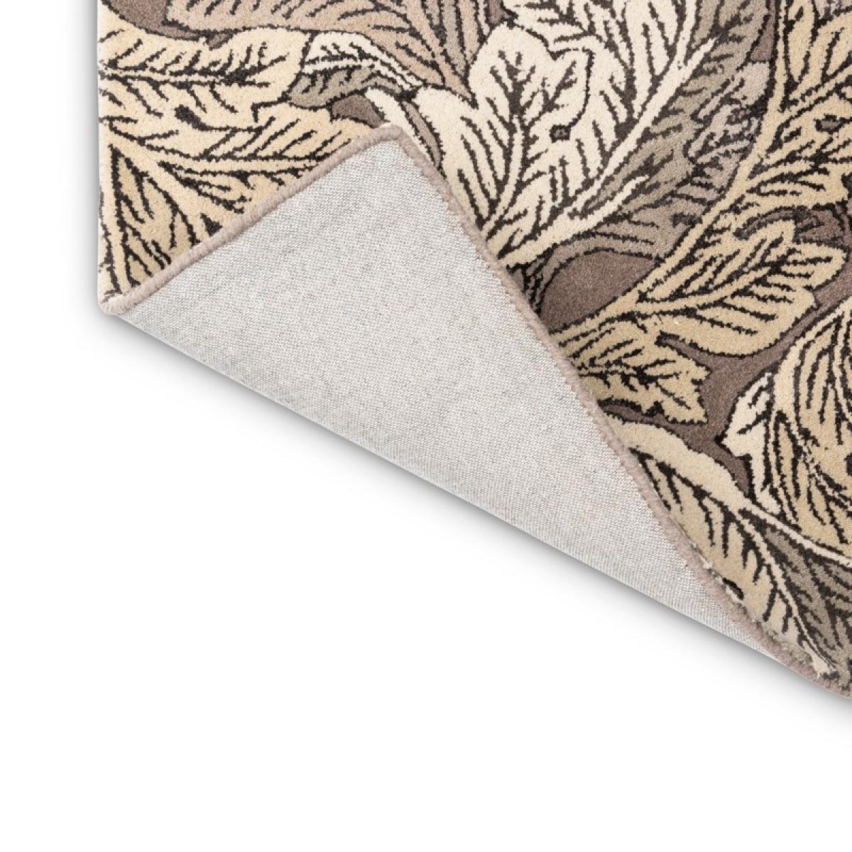 Acanthus Wool Runner Rugs 126904 in Mole By William Morris&nbsp;70x300cm – image 3