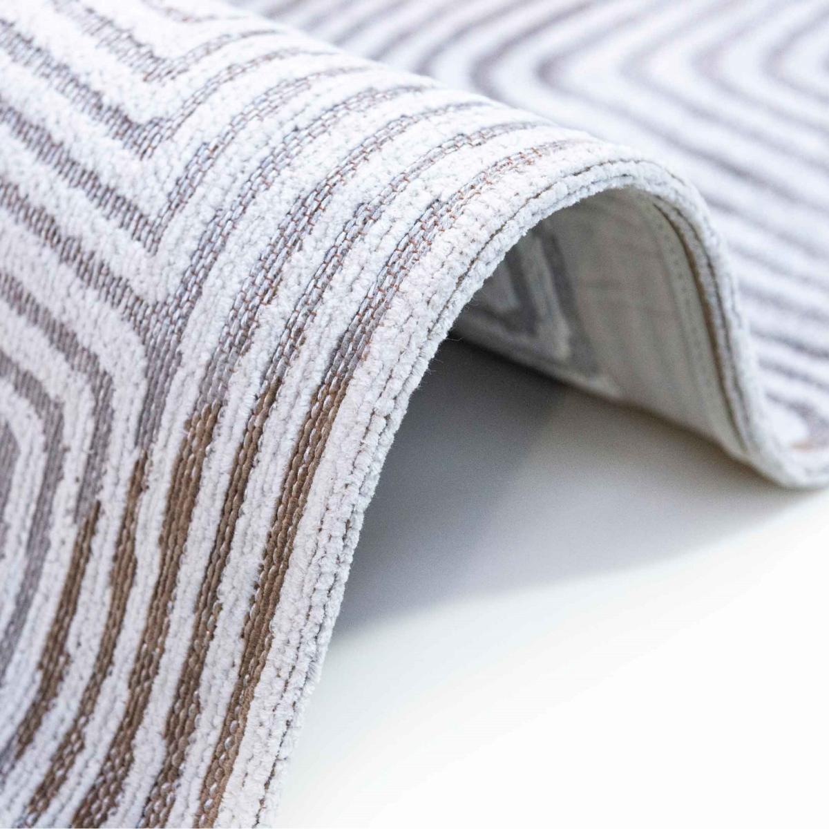 Louis De Poortere Meditation Coral Rug 9228 in Oyster White 170x240cm – image 3