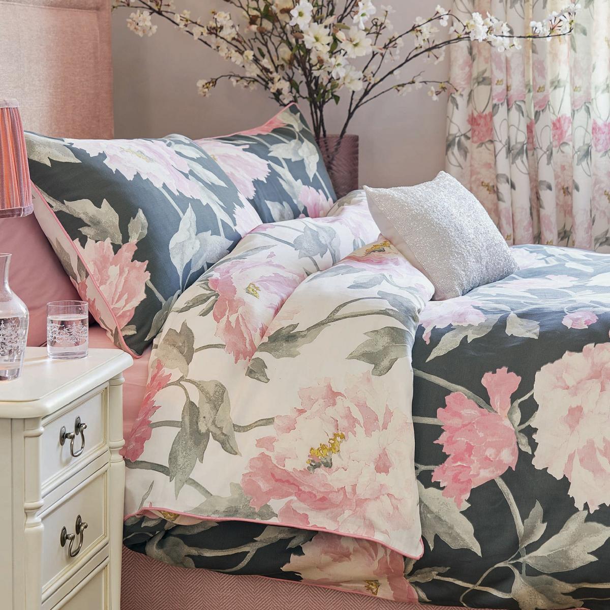 Peonies Bedding Set by Laura Ashley in Dark Smoke Grey137x200cm – image 3